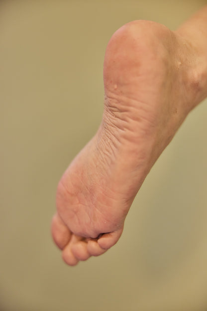 Azim F. Becker, Foot in the Wall (2025)